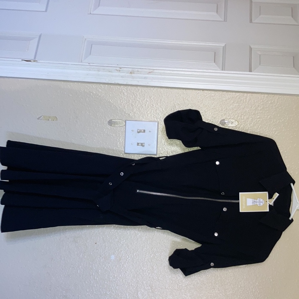 Black Michael kors belted dress new size small shirt sleeve a great business - Picture 2 of 2